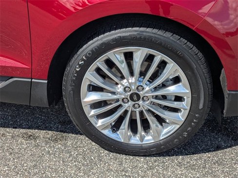 Used 2019 Ford Edge Titanium w/ Cold Weather Package image 10