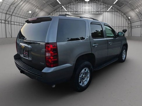 Used 2012 Chevrolet Tahoe LT image 2