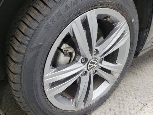 Used 2024 Volkswagen Jetta SE image 31