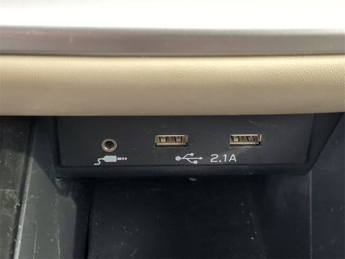 Used 2020 Subaru Outback Limited image 24