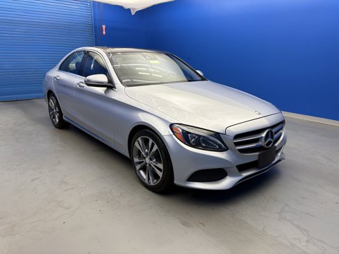 Used 2016 Mercedes-Benz C 300 Sedan image 2
