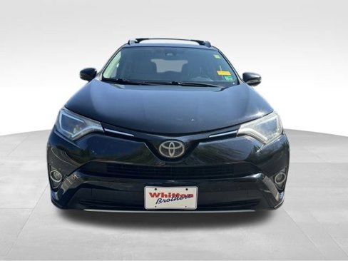 Used 2017 Toyota RAV4 XLE image 14