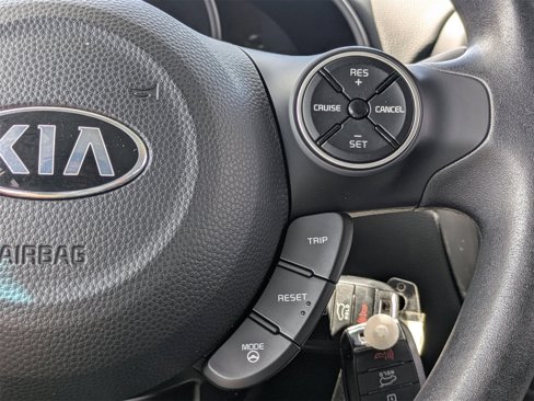 Used 2016 Kia Soul image 24