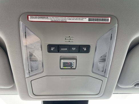 Used 2021 Toyota RAV4 LE image 30