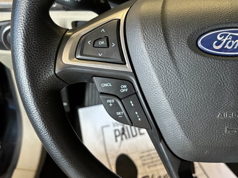 Used 2019 Ford Fusion SE image 10