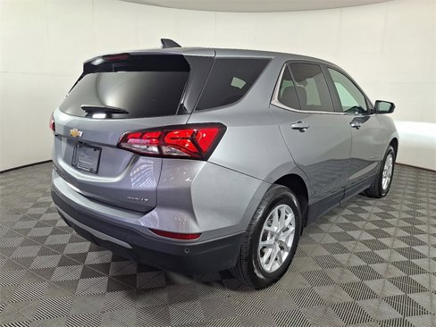 Used 2023 Chevrolet Equinox LT w/ Driver Convenience Package image 10