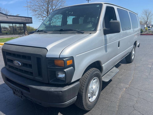 Used 2011 Ford E-350 and Econoline 350 XL w/ PWR Windows & Locks Group image 12