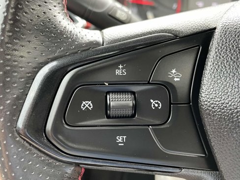Used 2021 Chevrolet TrailBlazer RS w/ Sun and Liftgate Package image 23
