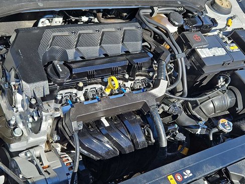 Used 2020 Hyundai Venue SEL image 14