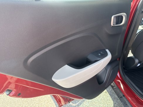 New 2025 Hyundai Venue SEL image 11
