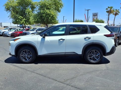 Used 2021 Nissan Rogue S image 4
