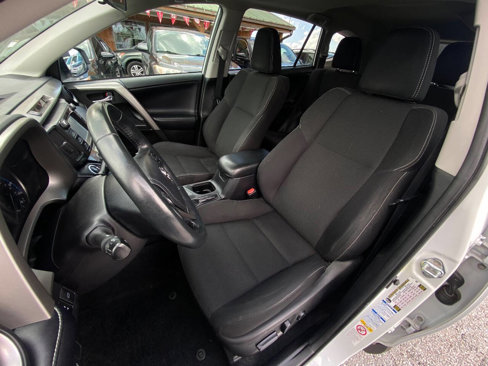 Used 2018 Toyota RAV4 Adventure image 19