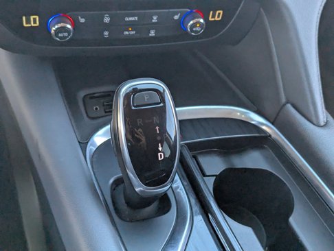 Used 2021 Buick Enclave Essence w/ Sport Touring Edition image 24