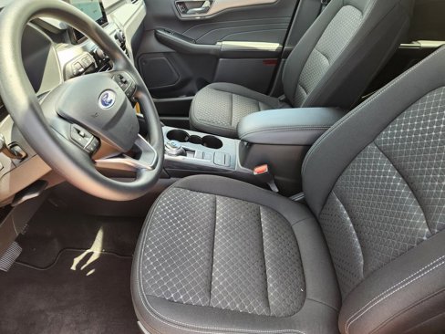 New 2025 Ford Escape Active image 10