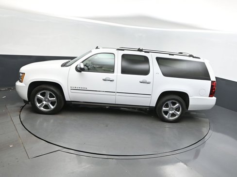 Used 2013 Chevrolet Suburban LTZ image 30