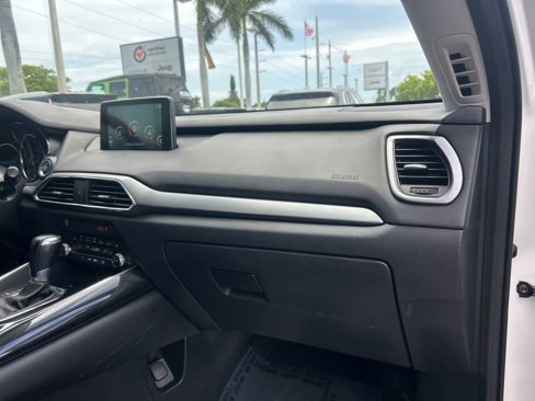 Used 2019 MAZDA CX-9 Touring image 25