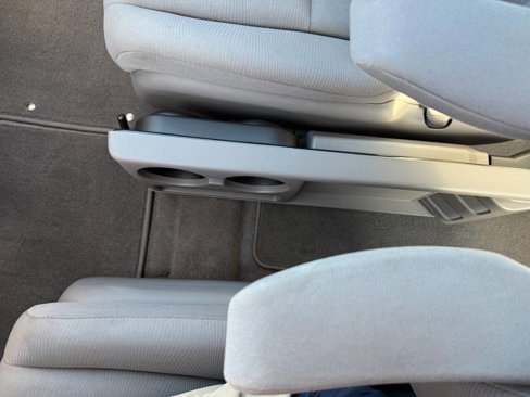 Used 2011 Honda CR-V LX image 29