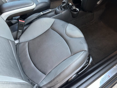 Used 2010 MINI Cooper S w/ Sport Pkg image 19