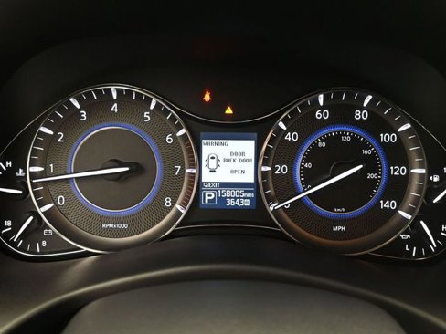 Used 2016 INFINITI QX80 Limited w/ All Season Package image 24