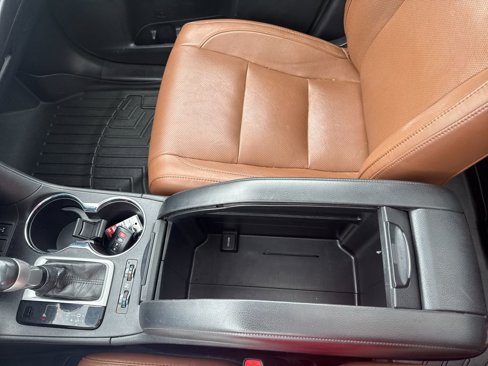 Used 2018 Toyota Highlander Limited Platinum image 18