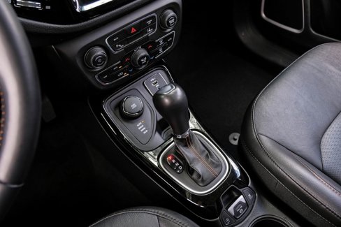 Used 2021 Jeep Compass Limited image 32