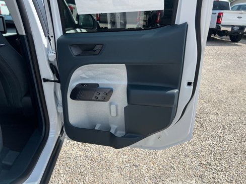 New 2025 Ford Maverick XLT image 18