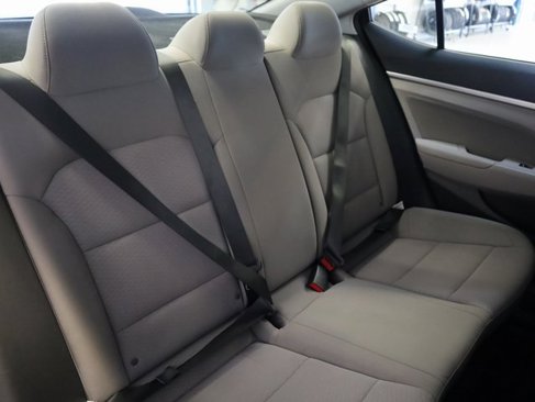 Used 2019 Hyundai Elantra SEL image 21