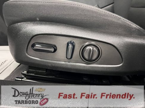 Used 2023 Chevrolet Malibu LT w/ Driver Confidence Package image 28