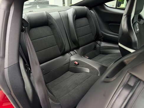 Used 2022 Ford Mustang Shelby GT500 w/ Technology Package image 28