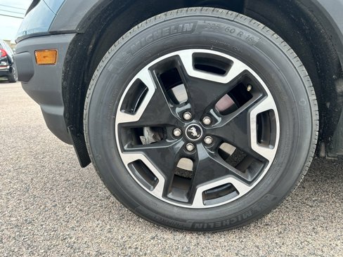 Used 2021 Ford Bronco Sport Outer Banks image 10