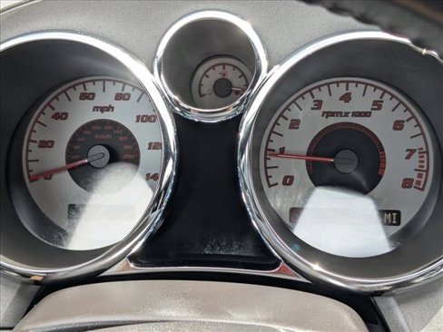 Used 2007 Pontiac Solstice Convertible w/ Premium Package image 11