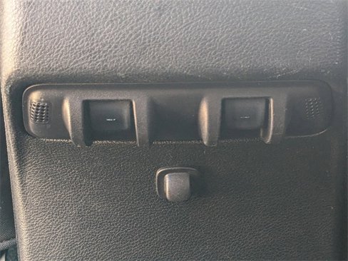 Used 2015 Jeep Wrangler Unlimited Sahara image 14
