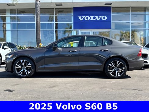 Certified 2025 Volvo S60 B5 Core image 2