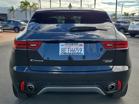 Used 2018 Jaguar E-PACE SE image 23