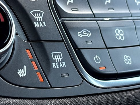 Certified 2024 Chevrolet Malibu LT image 8
