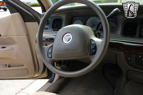 Used 2004 Mercury Grand Marquis GS image 15