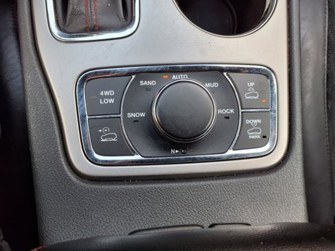 Used 2017 Jeep Grand Cherokee Trailhawk image 23
