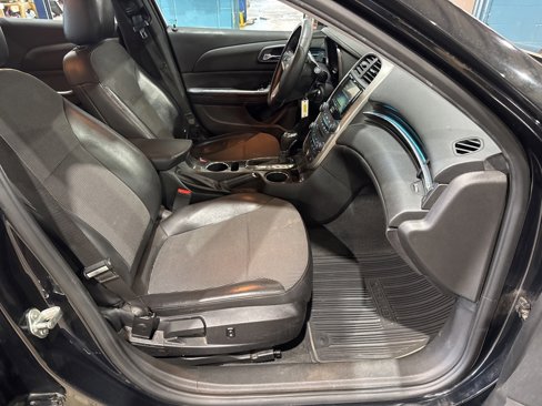 Used 2014 Chevrolet Malibu LT w/ Power Convenience Package image 26