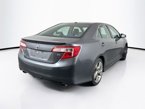 Used 2012 Toyota Camry SE image 6
