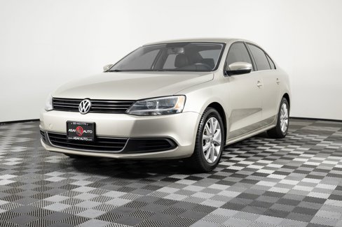 Used 2014 Volkswagen Jetta SE image 2