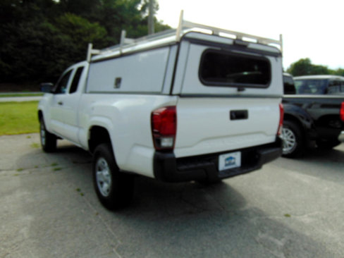 Used 2018 Toyota Tacoma SR5 image 27
