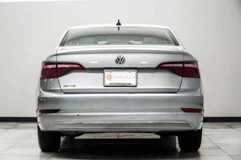 Used 2020 Volkswagen Jetta SE w/ SE Cold Weather Package image 10