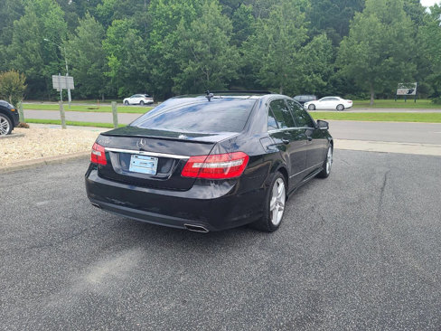 Used 2011 Mercedes-Benz E 550 Sedan image 7