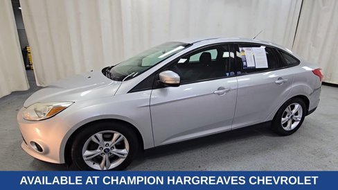 Used 2014 Ford Focus SE w/ SE Winter Package image 6