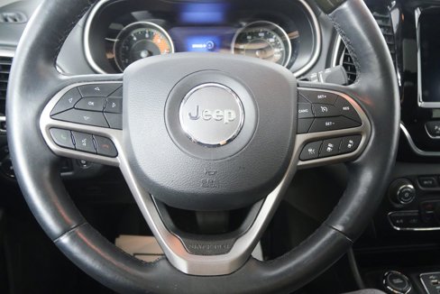 Used 2019 Jeep Cherokee Overland w/ Technology Group image 22