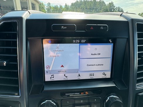 Used 2019 Ford F150 XLT image 19