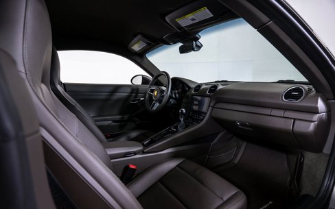 Used 2022 Porsche 718 Cayman image 18
