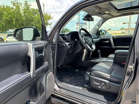 Used 2022 Toyota 4Runner SR5 Premium image 22