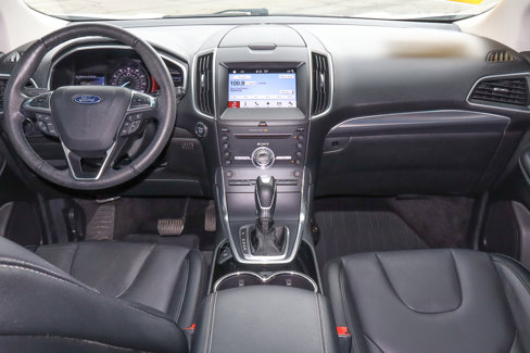 Used 2017 Ford Edge Titanium w/ Technology Package image 10