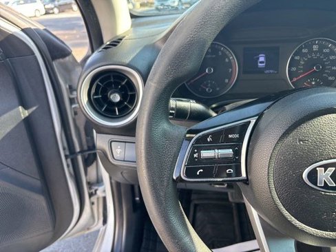 Used 2021 Kia Forte LXS image 17